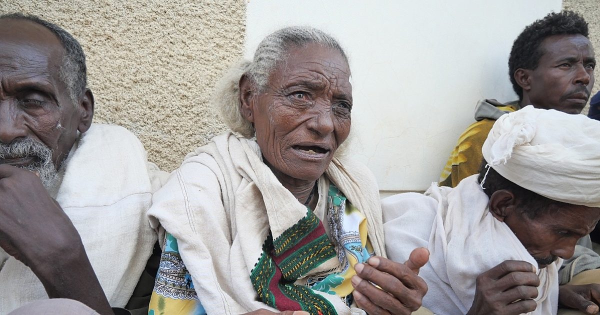 she-lived-in-a-dark-and-silent-world-cure-blindness-project